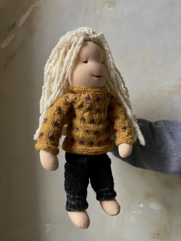 Doll 35cm tall with knitted clothes and handspun hair - Image 3